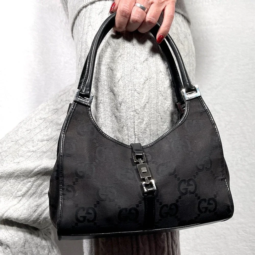 Auc Gucci Black GG Canvas and Leather Jackie Bardot Vintage Hobo